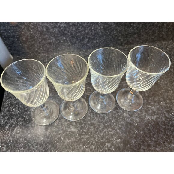 Vtg Arcoroc Rosaline Clear Set Of Four Tall 4" Liqueur Glasses With Swirl Glass - Picture 2 of 6